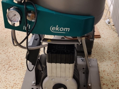 Kompresor Ekom DK 50 Plus